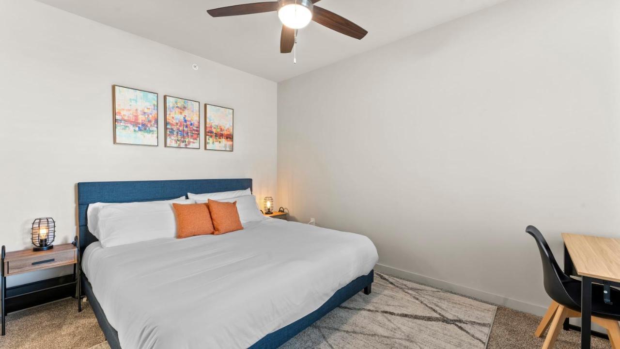 Luxury Central Apts - Free Parking, Gym, Fast Wifi Lägenhet Austin Exteriör bild